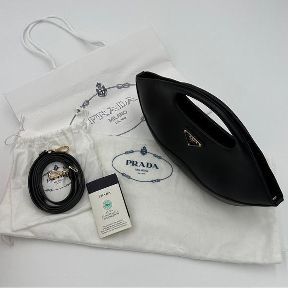 Black Prada Medium Leather Bag - Picture 13 of 17